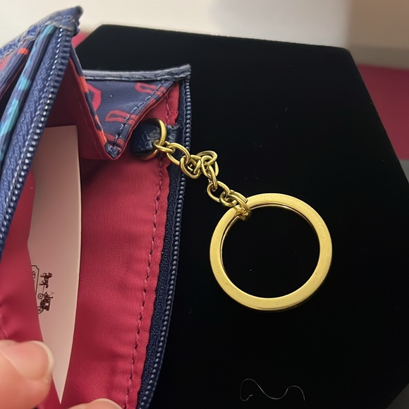 NWT Coach *RARE* Fun Graffiti Limited Edition Heart Logo ID Holder Wristlet - Picture 4 of 8